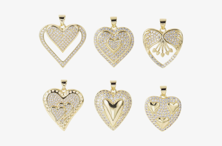 Dijes de corazón Gold Filled con detalles brillantes